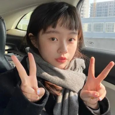 三五成群